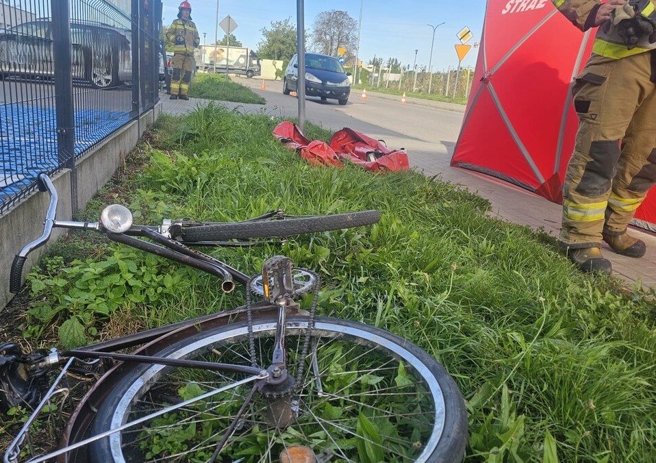 Tragiczny poranek w Ciechanowie. Nie żyje rowerzysta